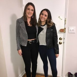 Meet your Posher, Casey